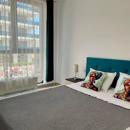 Seaside Mamaia Nord Apartmán *